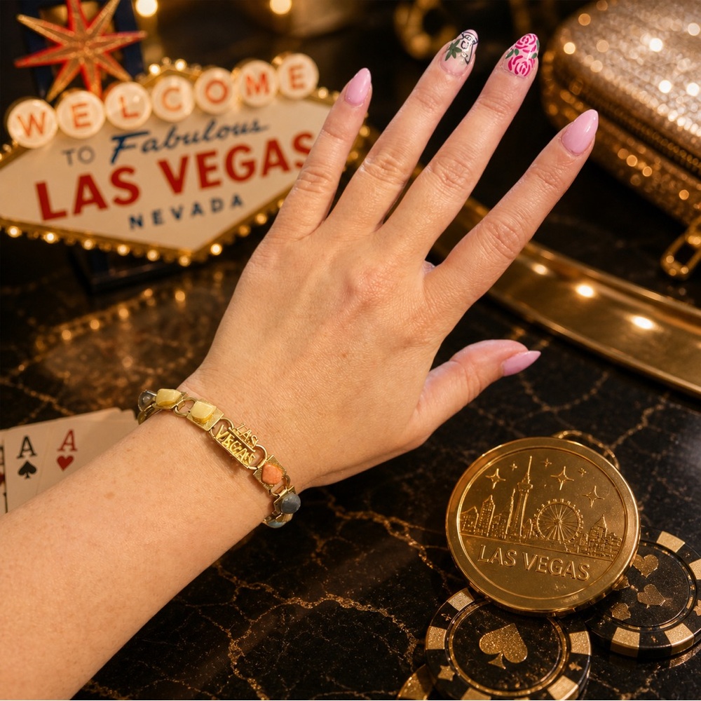 Vintage Las Vegas Souvenir Bracelet Gold Tone Multi-Stone Cabochon Link Bracelet